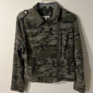 CAMO WOMENS JACKET